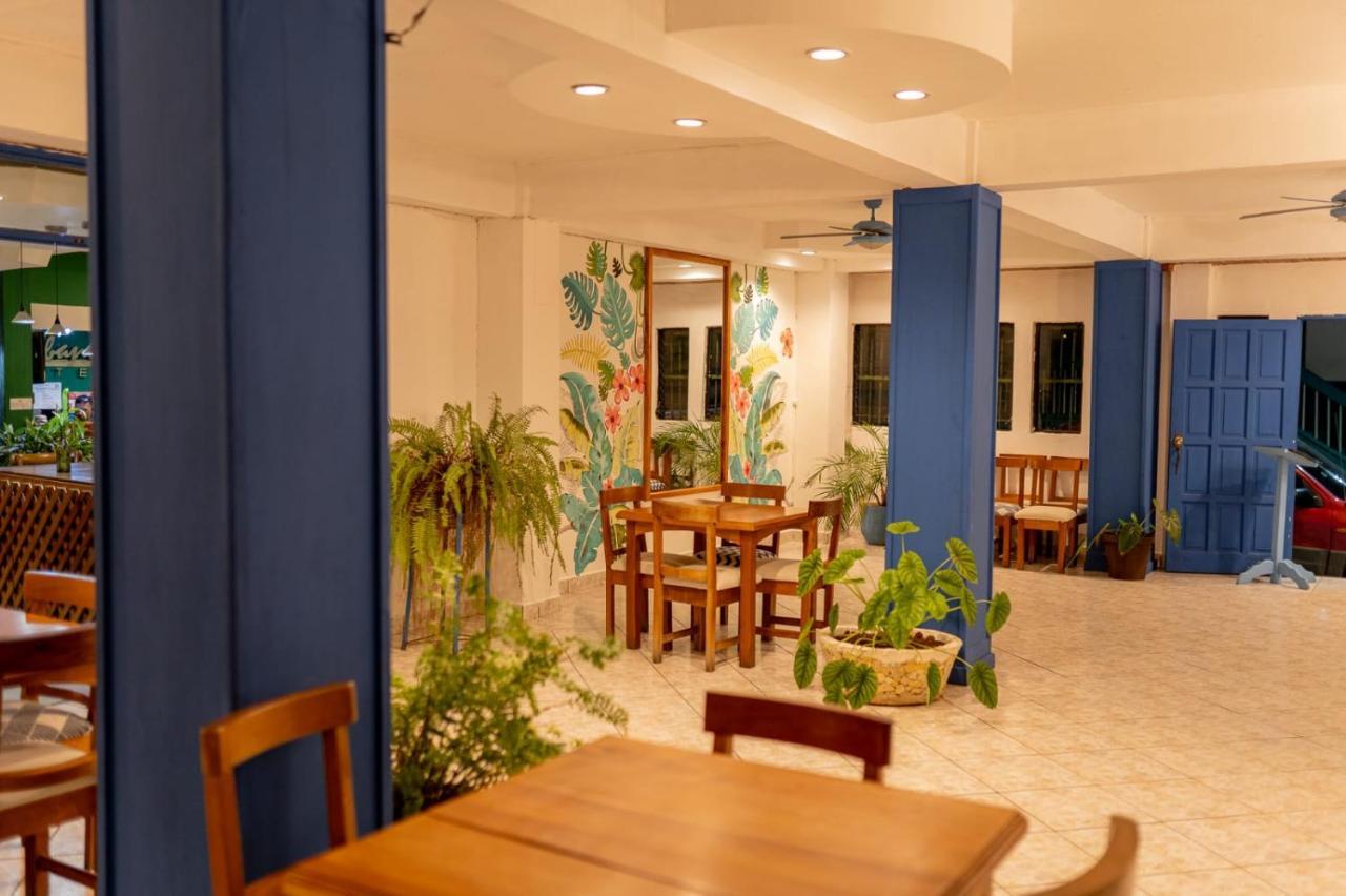 Hotel Sabana Flores Exteriér fotografie