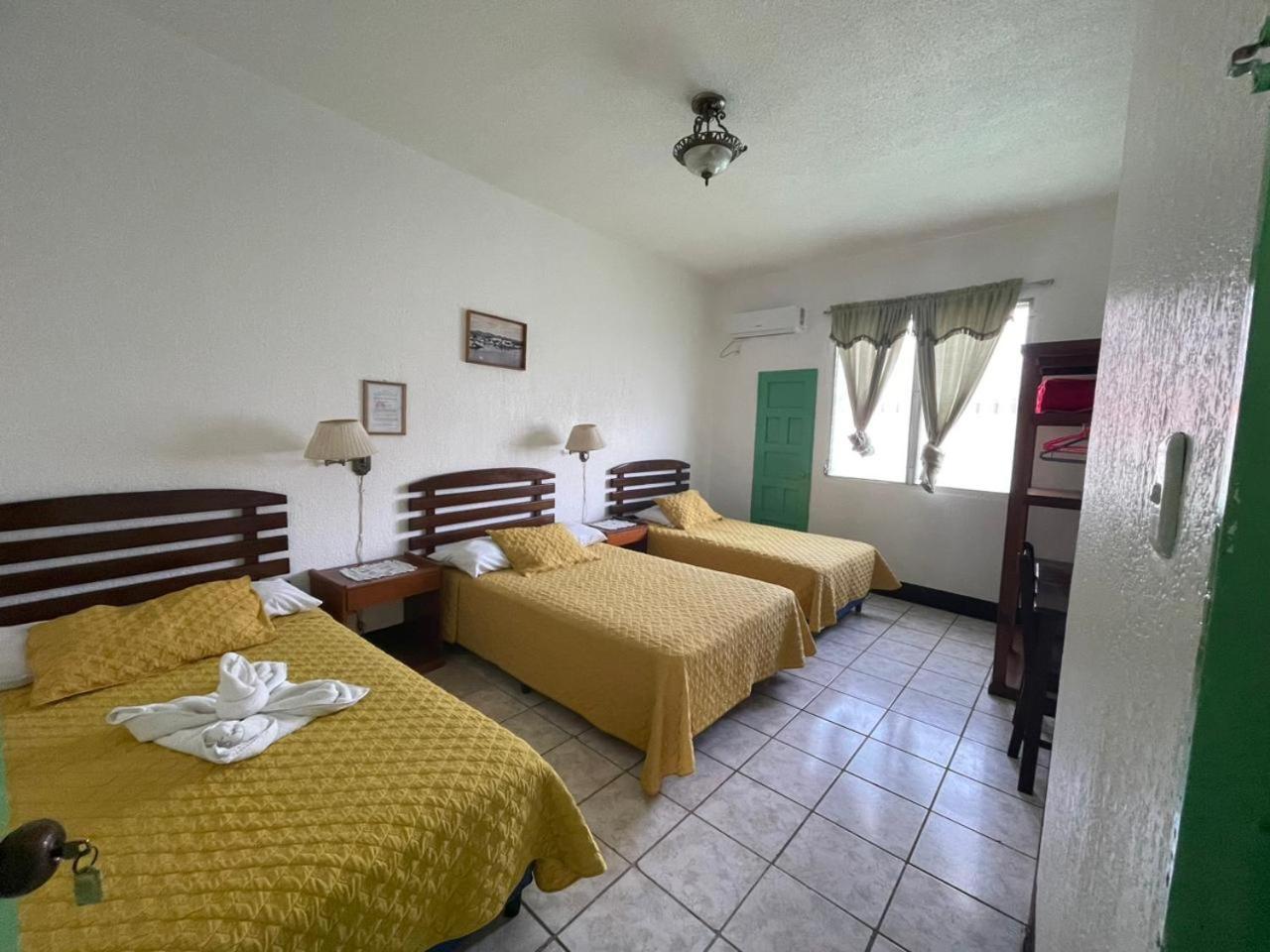 Hotel Sabana Flores Exteriér fotografie